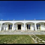 Garden Himare