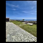 Villa Garden