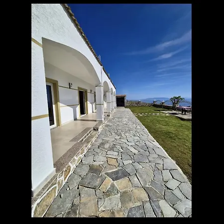 Garden Villa Himare