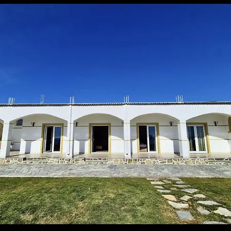 Garden Himare