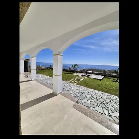 Villa Garden *