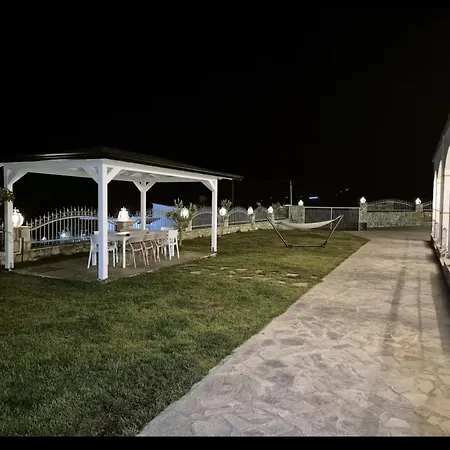 Garden Villa Himare