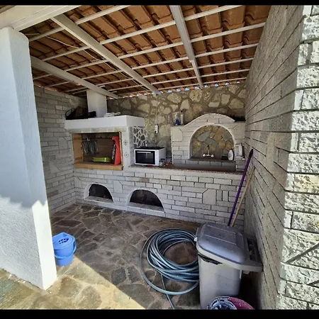 Garden Villa *