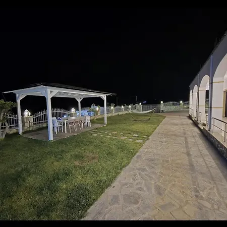 Garden Villa Himare
