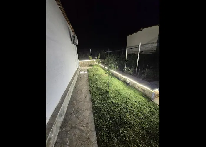 Villa Garden *